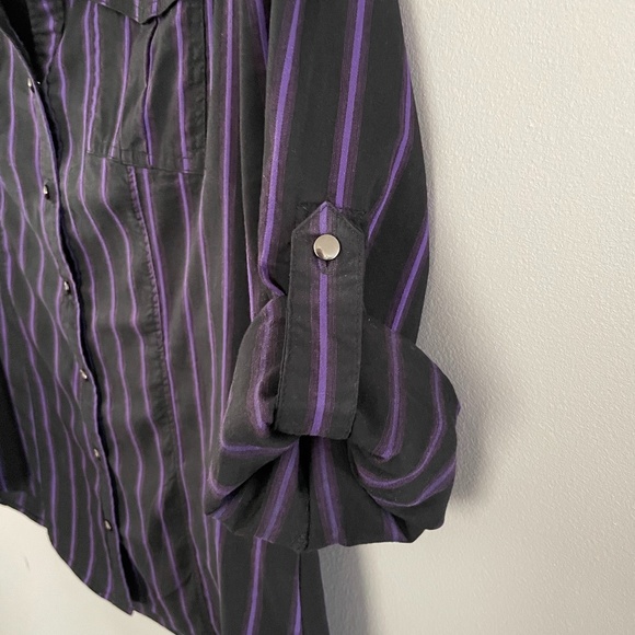 Pin stripe dress shirt - Picture 3 of 5